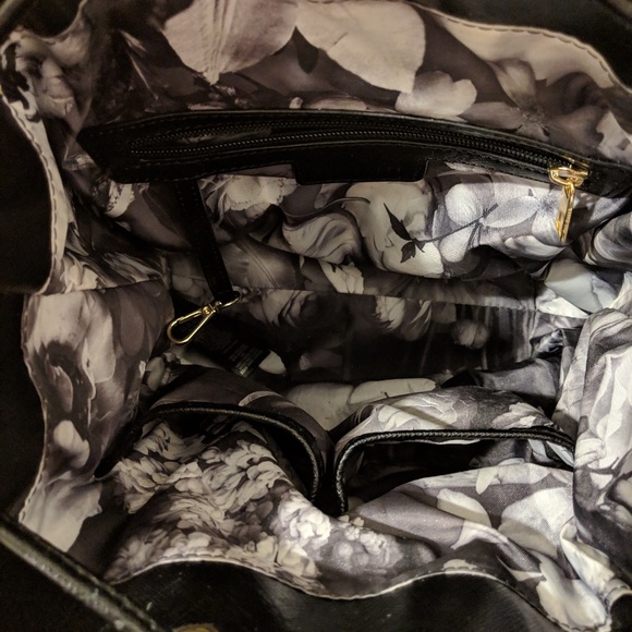 Ted Baker Bucket Bag - Picture 3 of 4